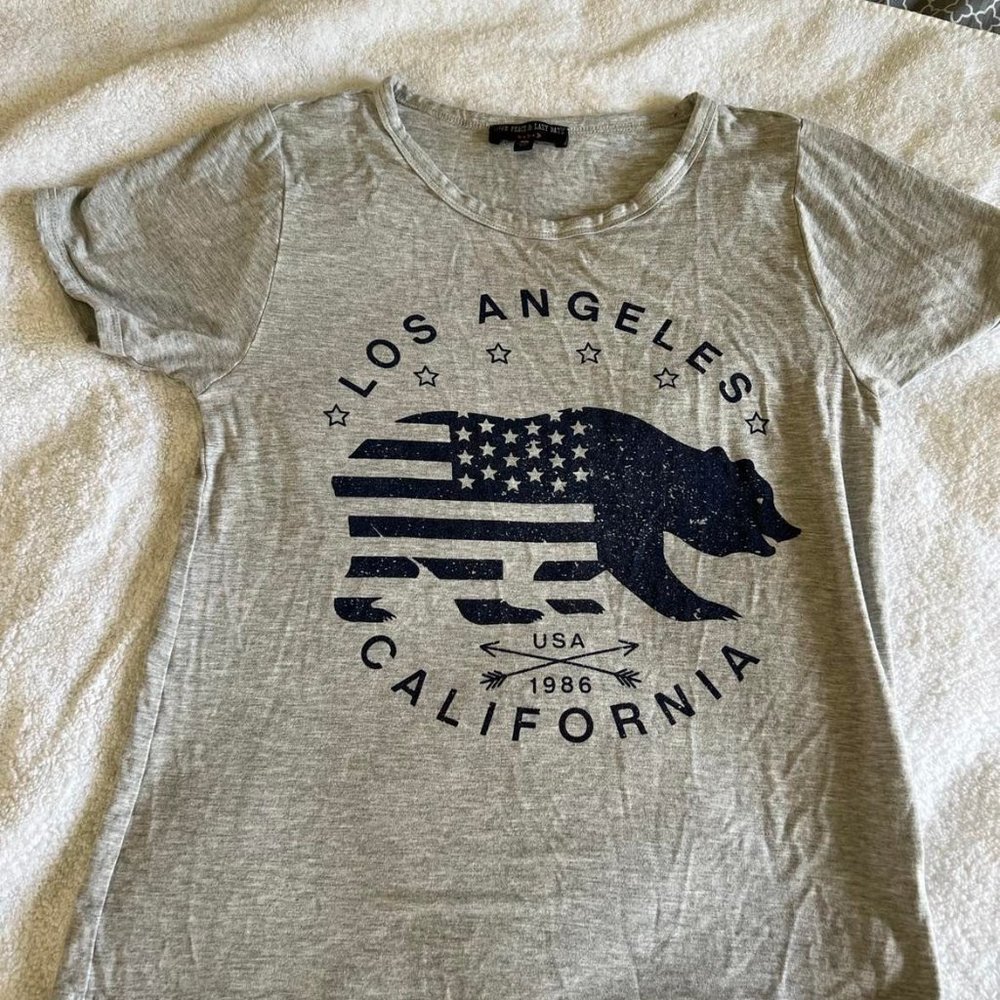 Love Peace & Lazy Days - California Logo & USA Flag - Gray Color - Size S